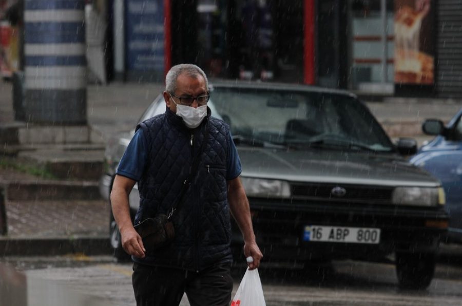 Bursa 'kış'a uyandı!