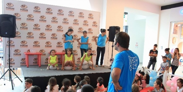 Forum Gaziantep’te Eylül Çocuklari İçin Doğum Günü Partisi