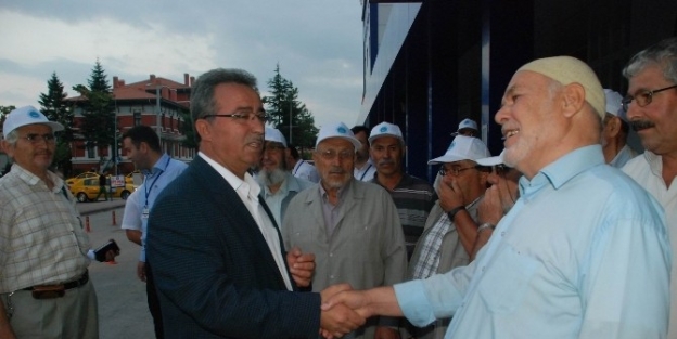 Emekliler Yht İle Ankara Turuna Çikti