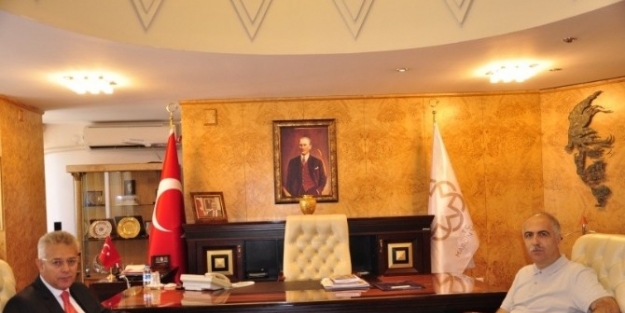 Giresun Valisi Karahan’dan Mardin Valisi Taşkesen’e Ziyaret