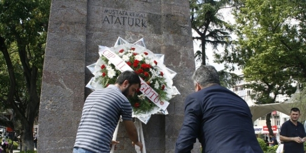 Chp İl Başkanı Karan’dan Akyazı Spor Kompleksi İçin İsim Arayışlarına Tepki