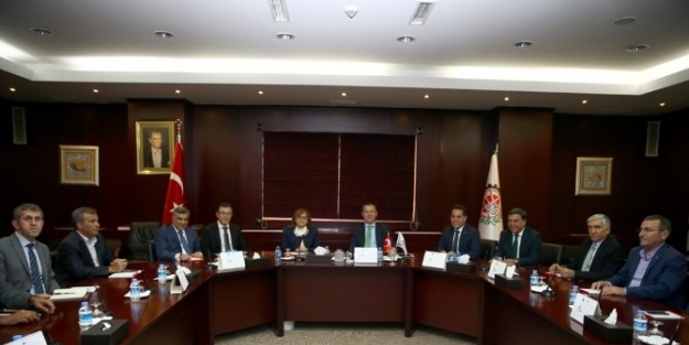 Şahin: “demokrasi Yerelde Başlar”