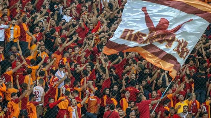 Galatasaray karton taraftar yöntemini kullanacak