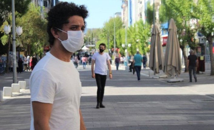 15-20 yaş arası 42 gün sonra sokağa çıktı