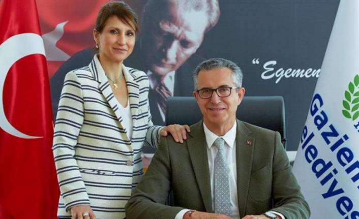Belediye başkanının eşi koronavirüse yakalandı, 63 kişi karantinaya alındı!