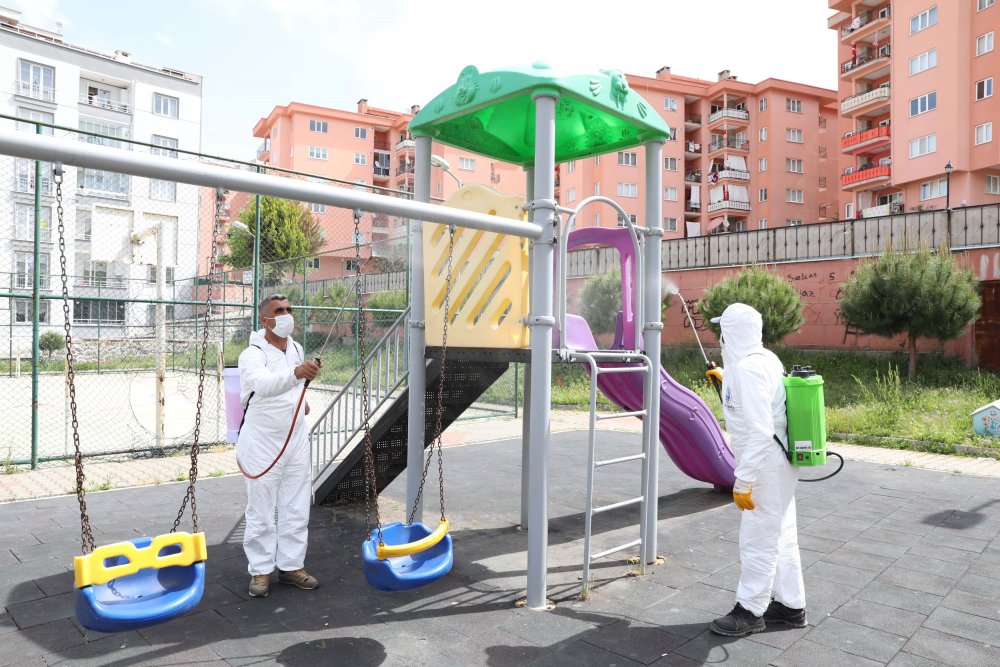 Mudanya’da parklar çocuklar için hazırlanıyor