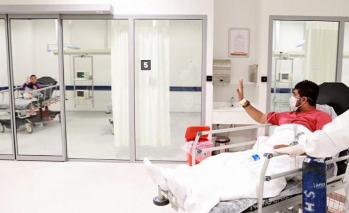 İsveç'ten Türkiye'ye getirilen Covid-19 hastası Gülüşken taburcu oldu