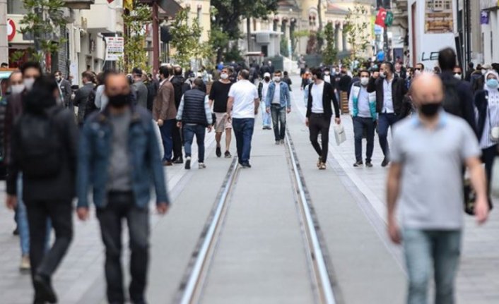 "Kontrollü sosyal hayat"a geçişe ilk adım yarın atılıyor