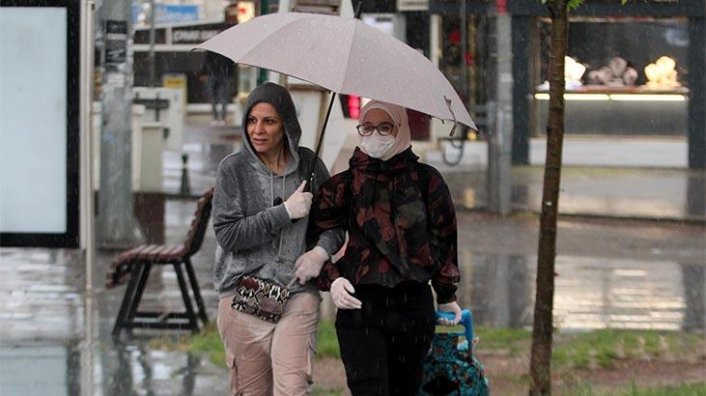 Meteoroloji tek tek sayıp uyardı! Bu gece başlıyor: Çok kuvvetli olacak
