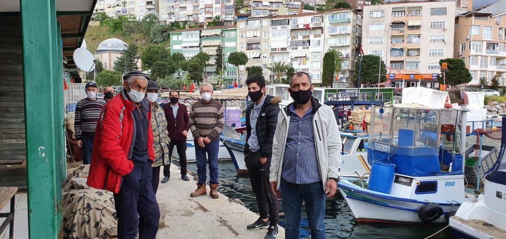 Bursa'da yasağı denizden deliyorlar...