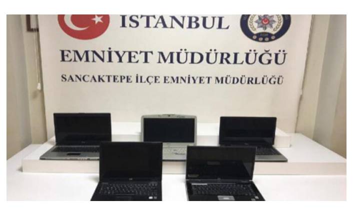 Mühürlenen iş yerinde kumar oynarken yakalandılar