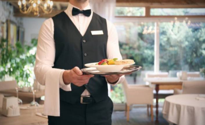 Restoranlarda şov işi bitti, tuzluk bile konmayacak!