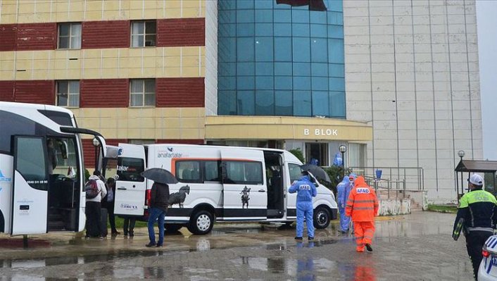 AFAD: Yurtlarda karantinaya alınan 37 bin 944 kişi tahliye oldu
