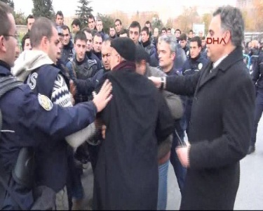 CHP'li vekil arbedede yaralandı