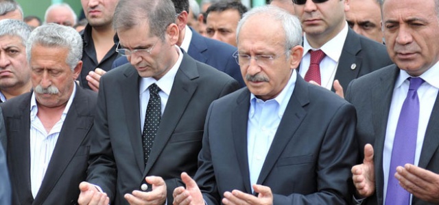 Kılıçdaroğlu amcasını son yolcuğuna uğurladı