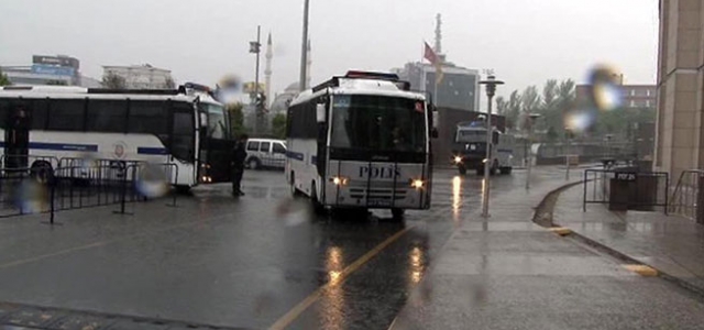 1 Mayıs gözaltıları Adliyeye getirildi