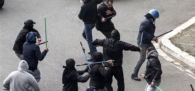 Taraftar kavgasında kan aktı