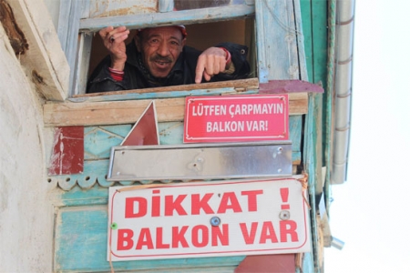 Evini böyle koruyor
