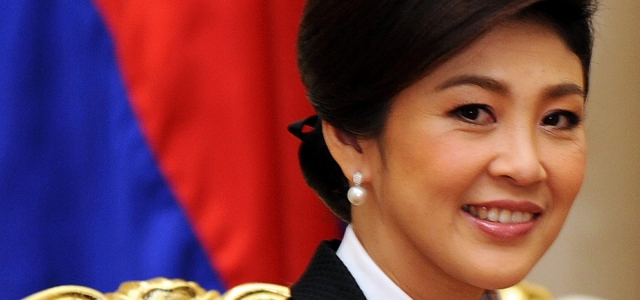 Tayland'da başbakan görevden alındı