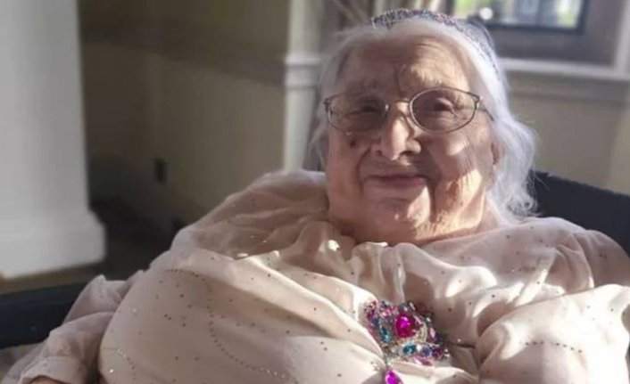 100 yaşına giren kadın uzun yaşamın sırrını verdi: "Tuhaf erkeklerle konuşmaktan kaçının"