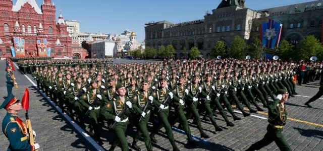 Rusya'dan gövde gösterisi