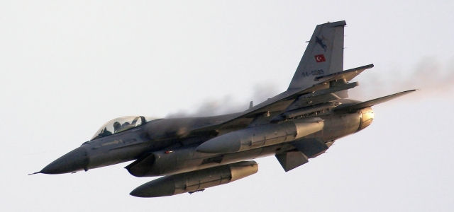 Türk F-16ları sınıra gönderildi!