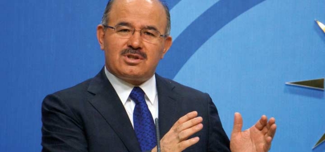 Çelik'ten 'Başbakan yumruk attı'ya yanıt