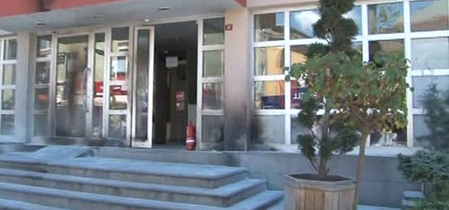 Sancaktepe’de kaymakamlığa molotof