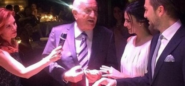 Ünlü çiftin nişanında taciz skandalı