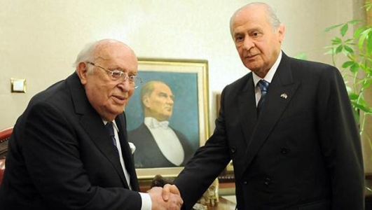 Demirel, Bahçeli'ye Köşk için 2 isim önerdi