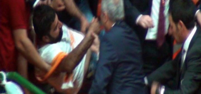 Banvit-Galatasaray maçında arbade