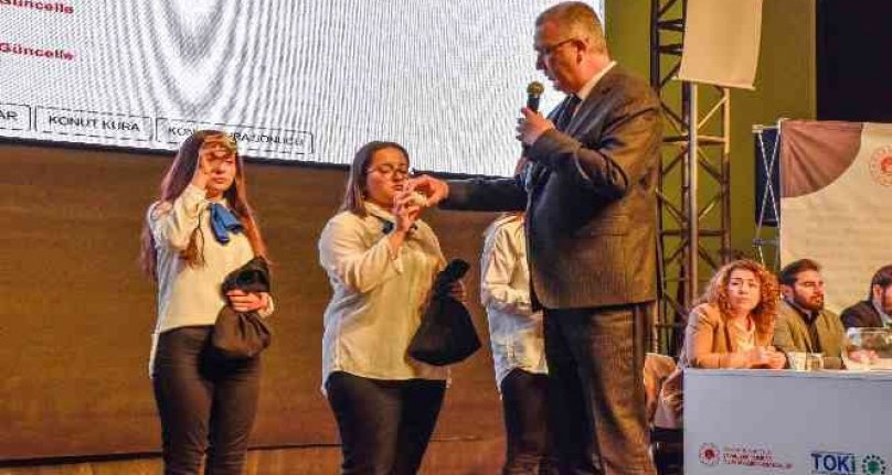 Bursa'da TOKİ kura çekişleri yapılıyor! O ilçede hak sahipleri belli oldu