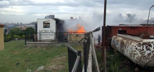 Bahçelievler'de yangın paniği!