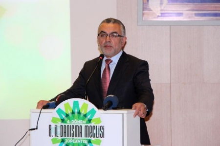 AK Parti'de bir istifa daha!