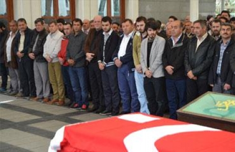 Afganistan'da ölen Türk işçi toprağa verildi