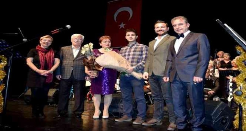 Sevgi ve Kardeşlik korosunda muhteşem konser