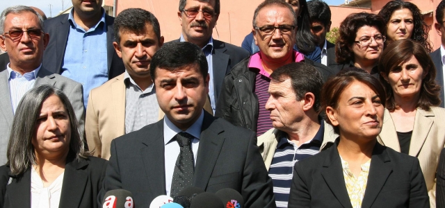 BDP kongresi ertelendi