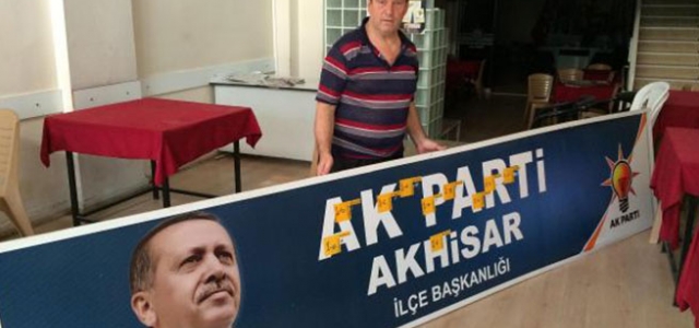 AK Parti İlçe binasına saldırı!