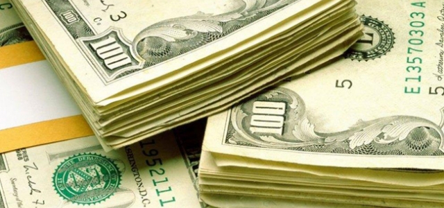 Dolar 7 haftanın zirvesinde