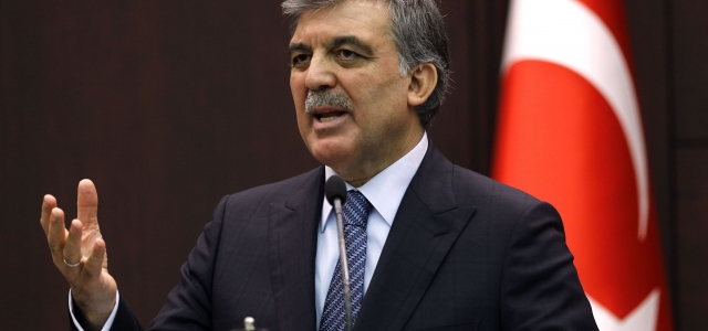 Abdullah Gül ilk önceliği açıkladı