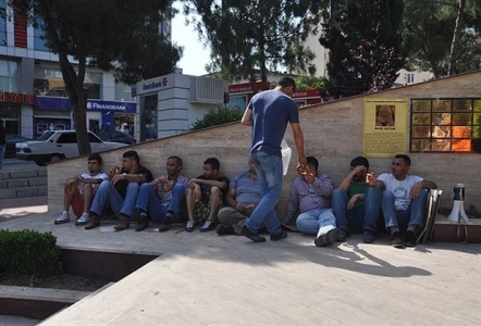 Somalı işçilerin yüzü güldü