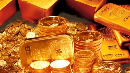 Altın zirveden çekiliyor