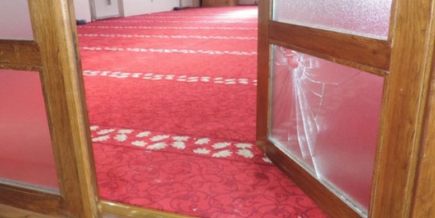 Camiye saldırı girişimi