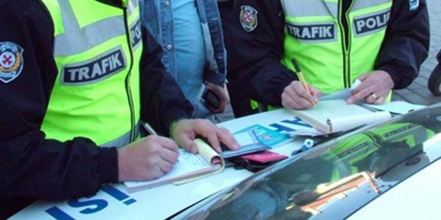 Yayalara yol vermeyen sürücülere 172 TL ceza