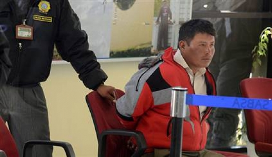 Tavuk sandığı 11 kişiyi bıçakladı