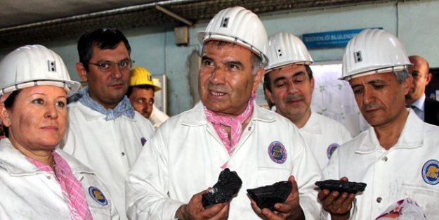 Komisyon maden ocağından kömür çıkardı