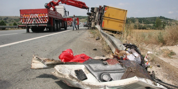 Kazada iki ayağı kopan işçi feci şekilde can verdi