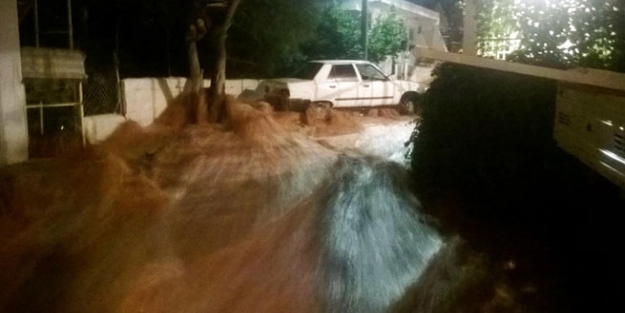 Bodrum sular altında kaldı