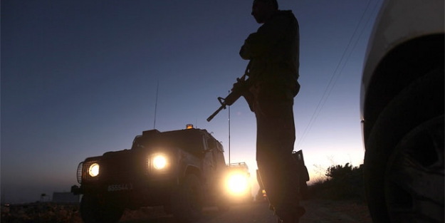 ABD'den Irak'a 300 asker takviyesi