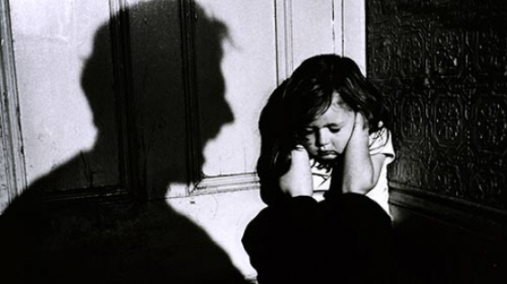 Evlere su içme bahanesiyle girip...